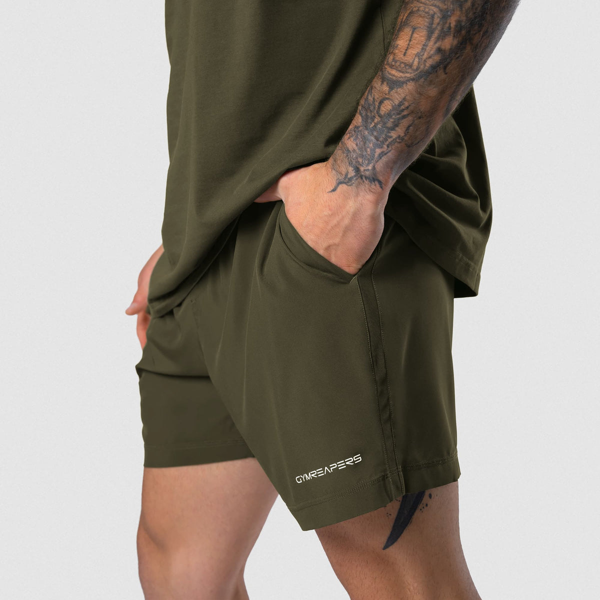 Axis 6" Lined Shorts - OD Green side pocket and fit detail