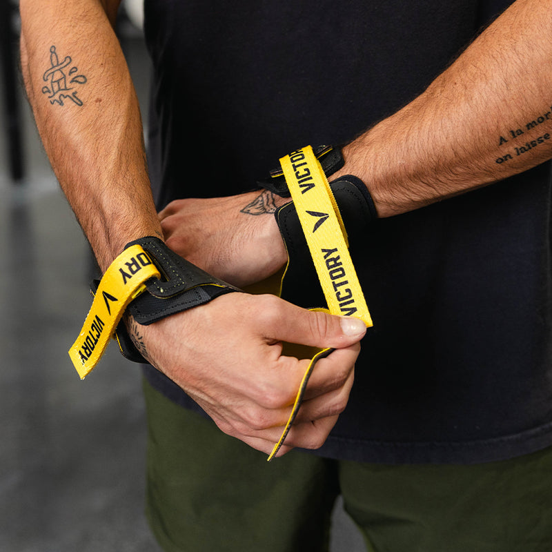 V Series Women's Conquer 3-FC