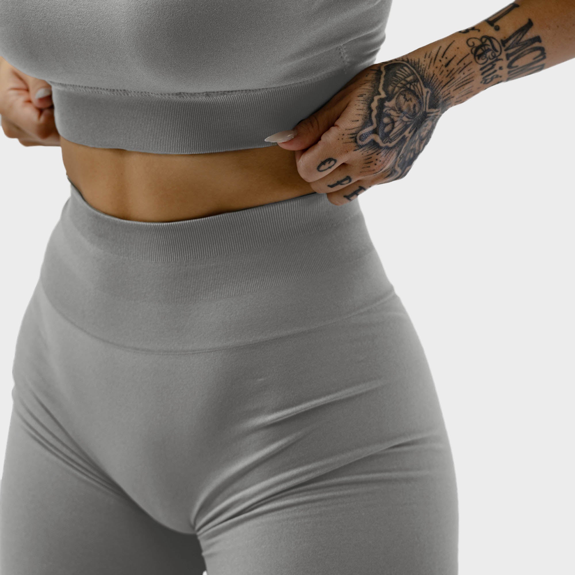 legacy leggings overcast front detail