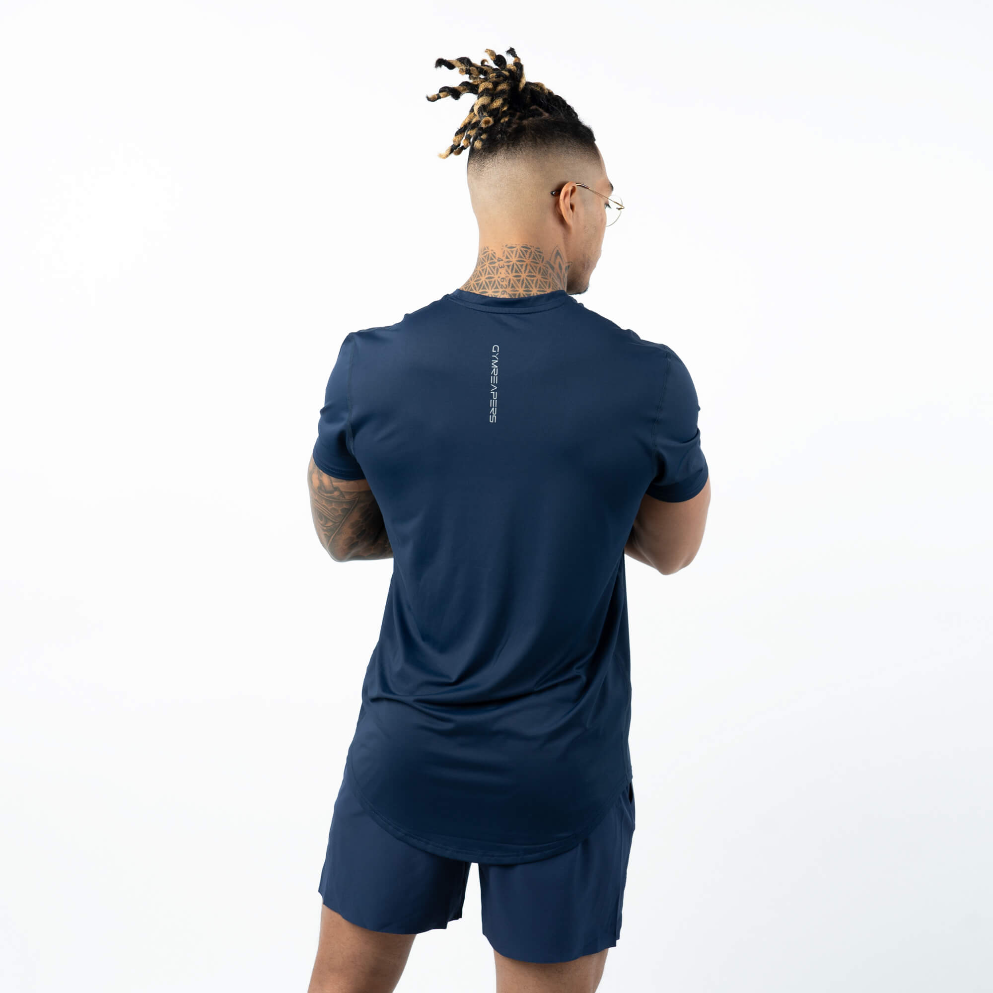 performance short sleeve navy back