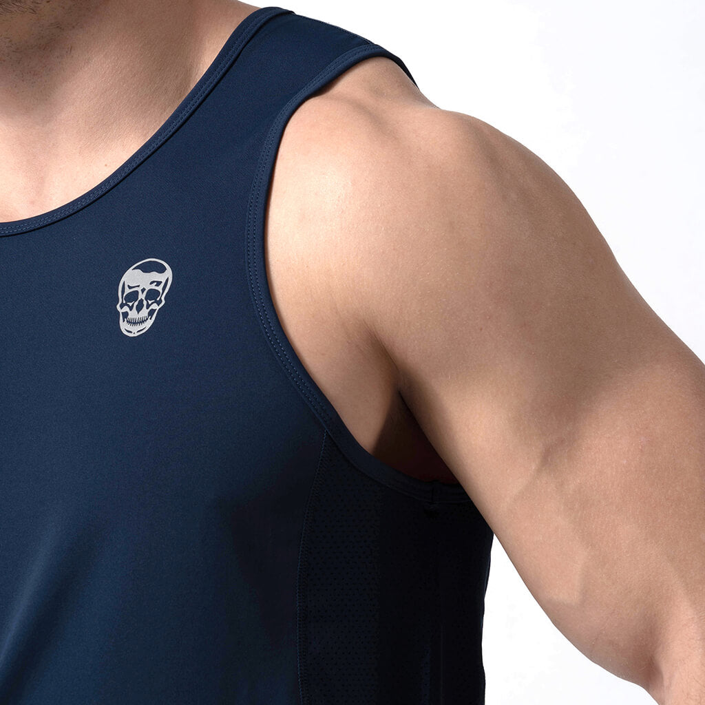 performance tank navy close up