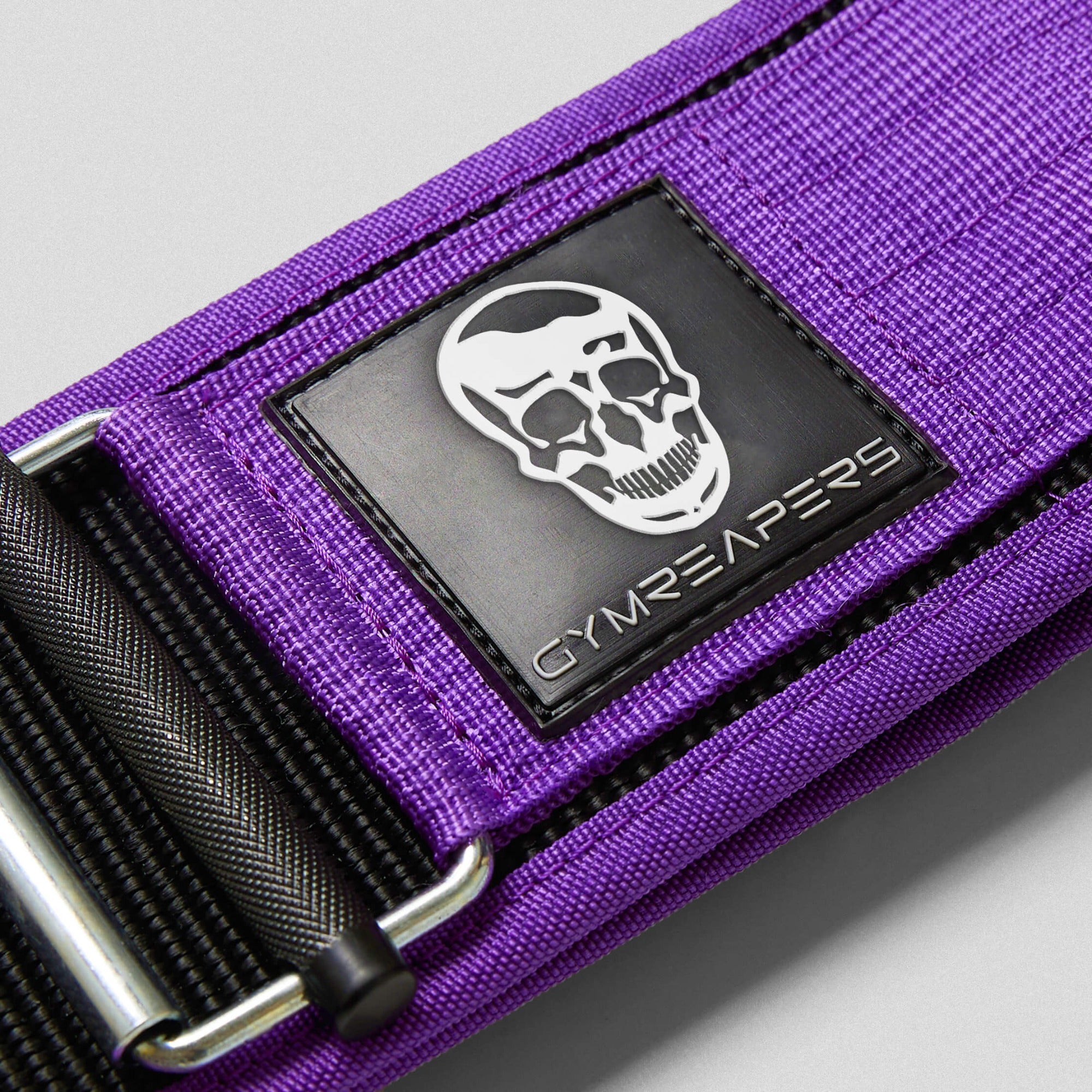 quick lock belt purple logo detail